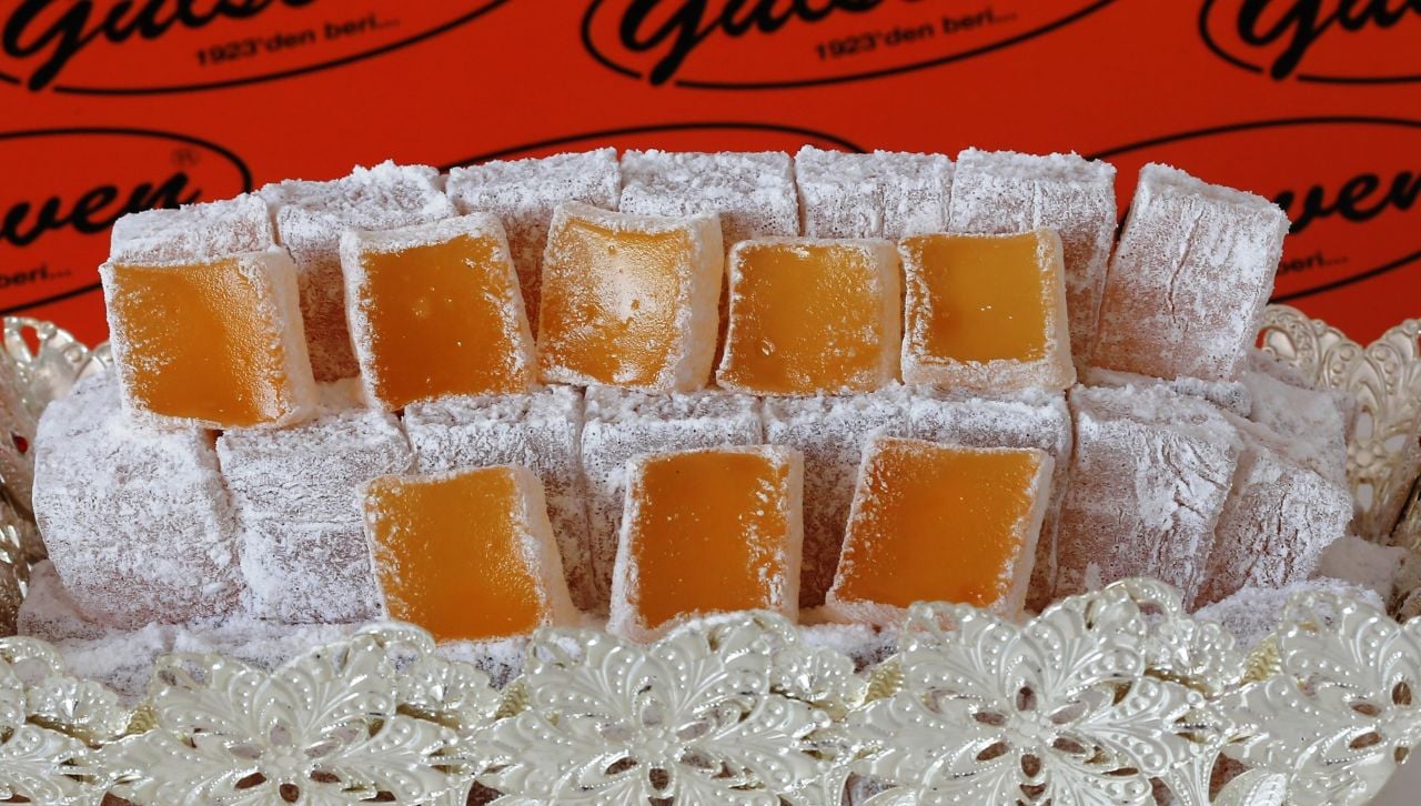 Klasik lokum - geleneksel tarifle hazırlanmış sade lokum